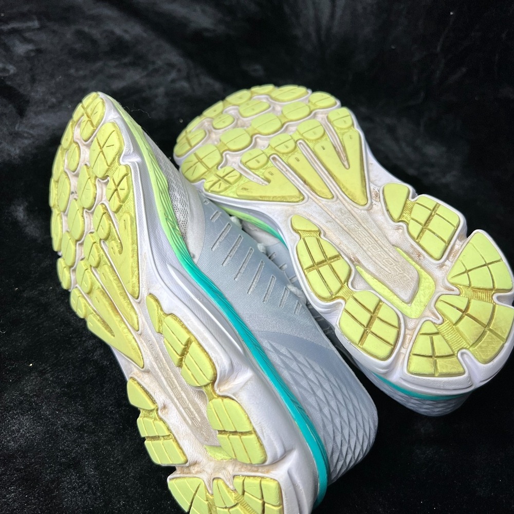 Under Armour SpeedForm Intake 1301797-941‎ Womens 9 Running Shoes Gray Sneaker - Picture 7 of 8